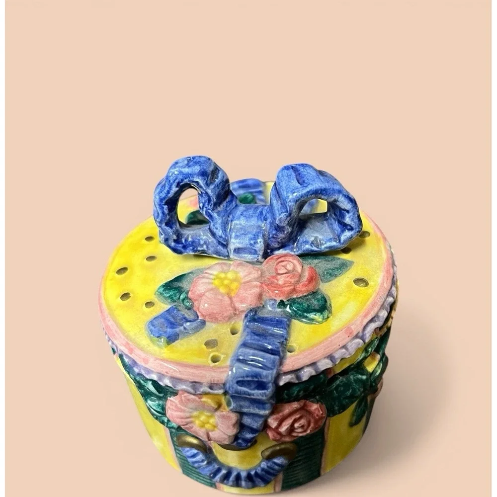 Fitz‎ & Floyd Cotton Tailors Hatbox Giftbox Pepper Shaker Blue Bow Easter Spring
